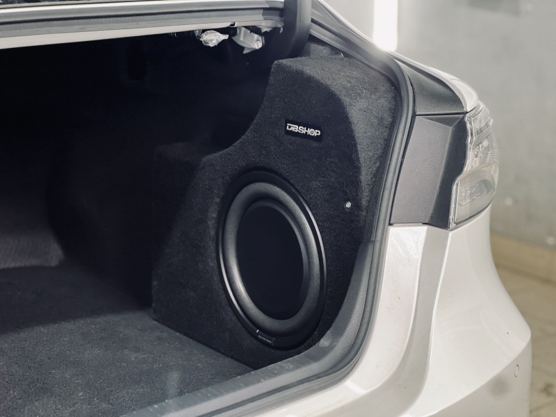 Как установить стелс-короб для сабвуфера в багажник: пошаговый гид